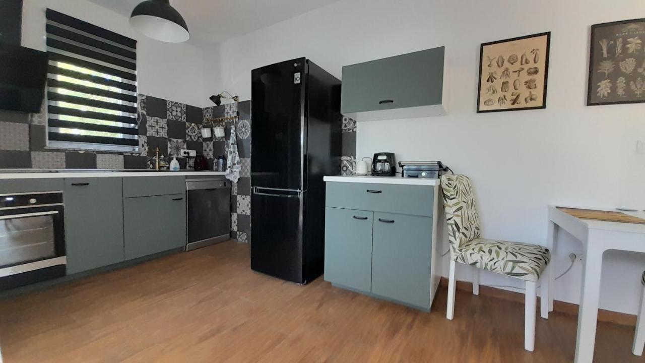 Apartments & Room Danijel Pinezići المظهر الخارجي الصورة