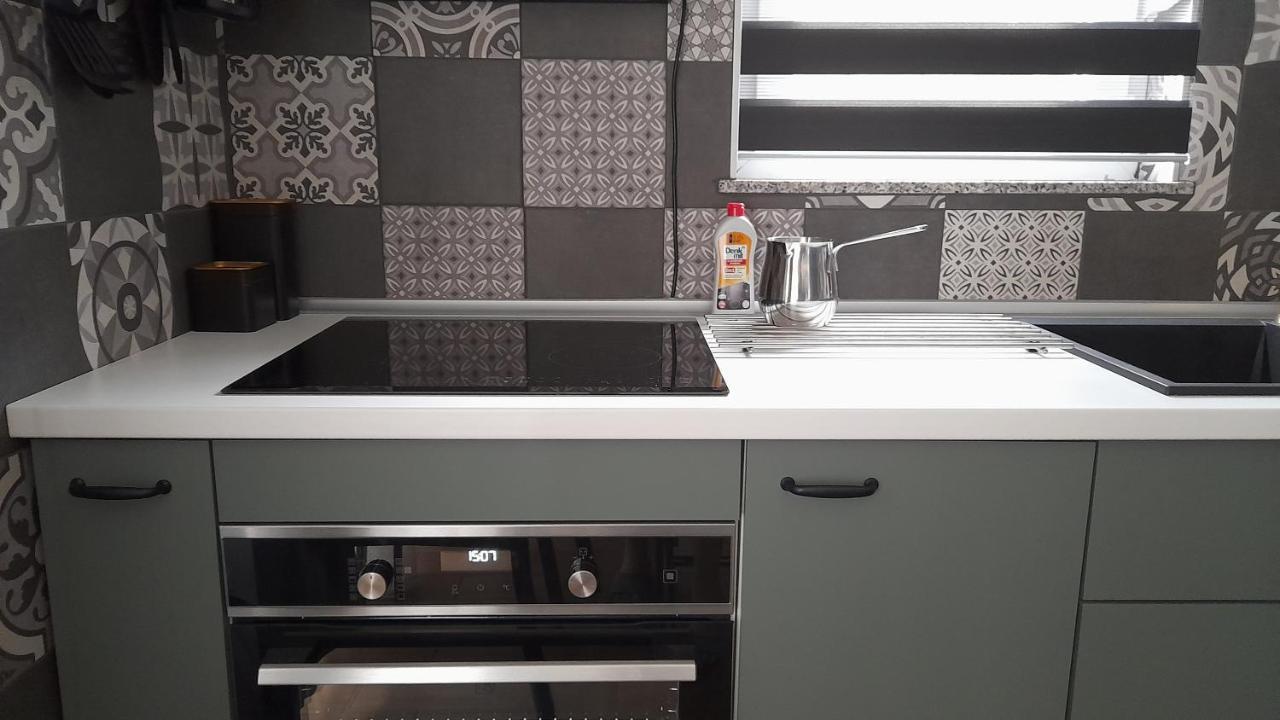 Apartments & Room Danijel Pinezići المظهر الخارجي الصورة