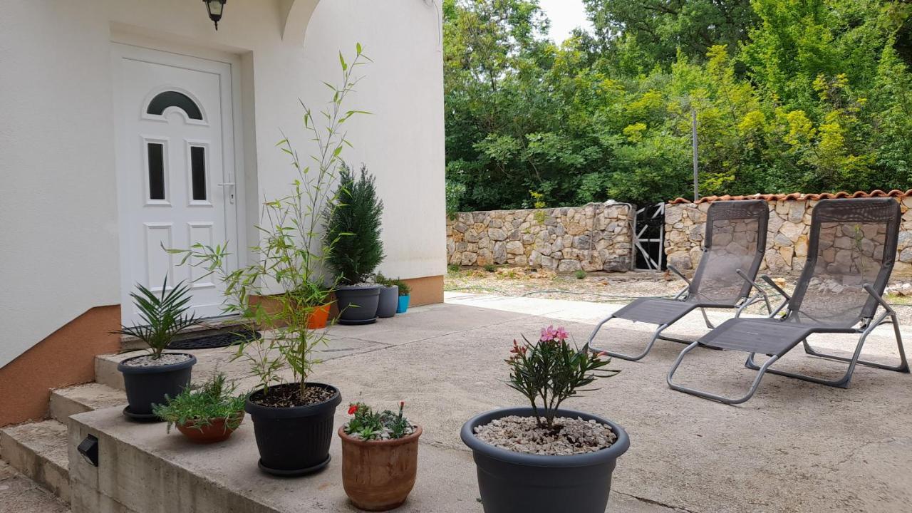 Apartments & Room Danijel Pinezići الغرفة الصورة