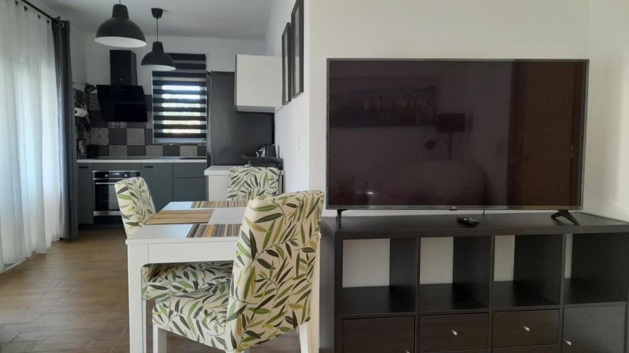 Apartments & Room Danijel Pinezići المظهر الخارجي الصورة