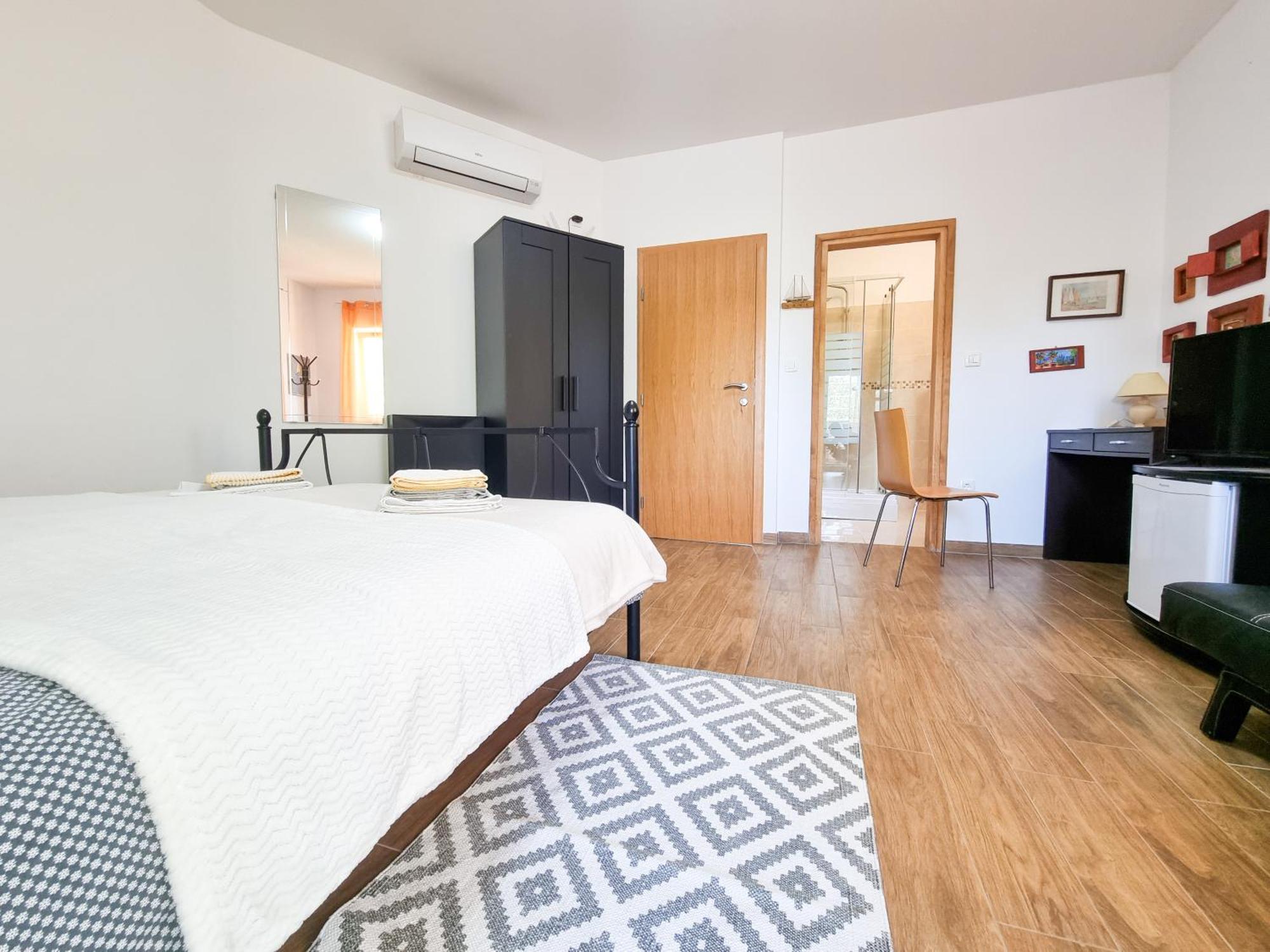 Apartments & Room Danijel Pinezići المظهر الخارجي الصورة